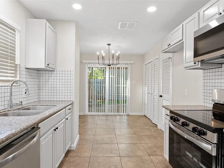 9308 Tooley Dr — Photo 9