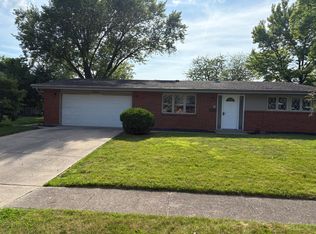1001 Heathwood Dr, Englewood, OH 45322