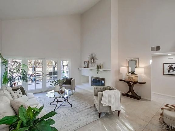 3rd image of 10870 Canyon Lake Dr