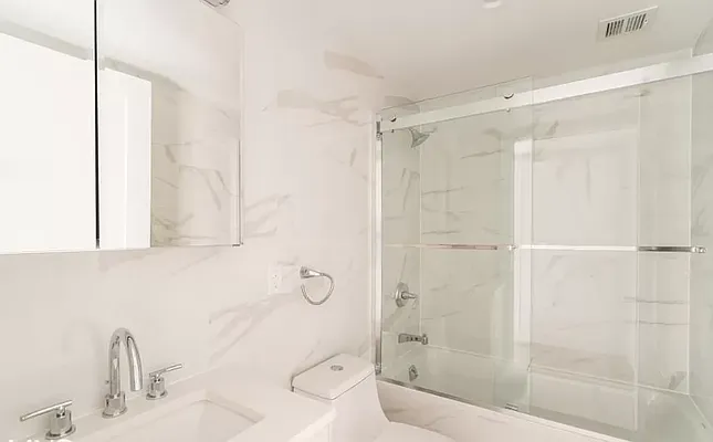 Rented by Corcoran | media 21