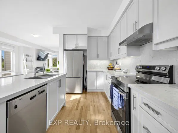 537 Danks Ridge Dr, Ajax, ON L1S 0H3