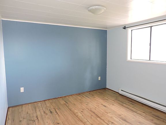 5th image of 90 Armistead Ave