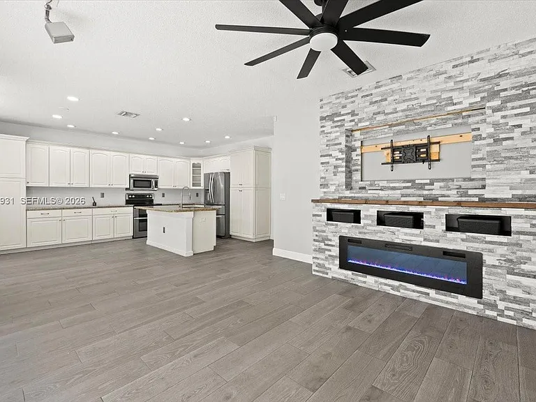 5014 SW 155th Ter — Photo 11