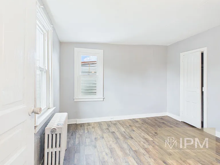 23 E South St — Photo 5