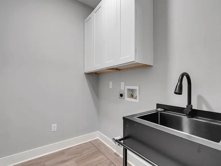 226 E Bradford Rd #A — Photo 22