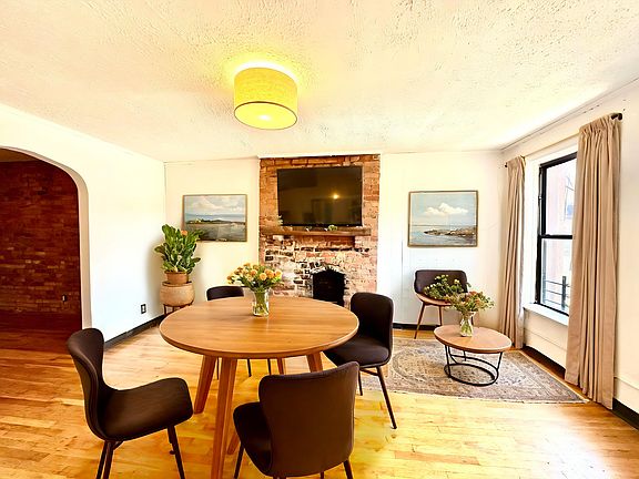 3rd image of 472 Sackett St #3A