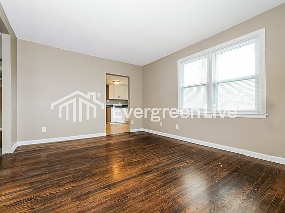 5th image of 4936 NE 48th St