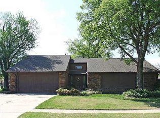 5840 S 94th Pl E, Tulsa, OK 74145