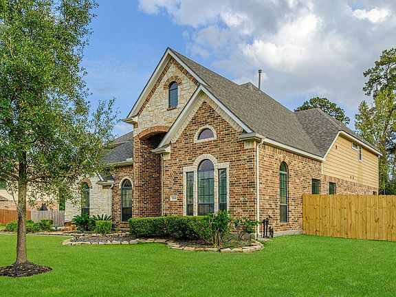 4th image of 22618 Pineleigh Ct