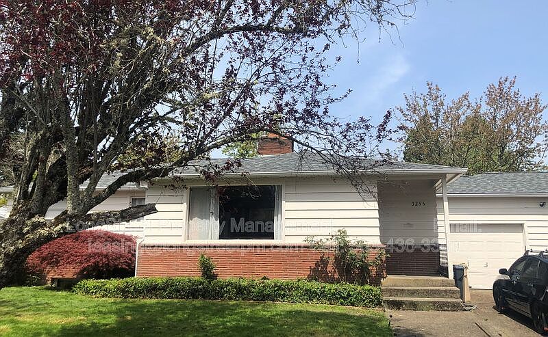 1st image of 3255 NW Fillmore Ave
