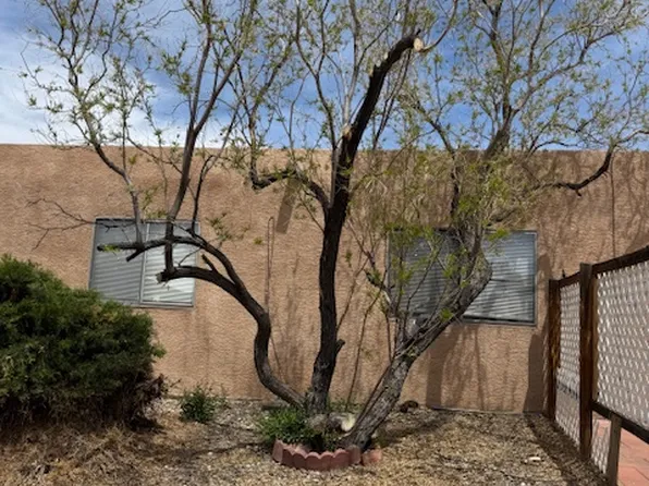 8608 Ironside Ave NE, Albuquerque, NM 87109