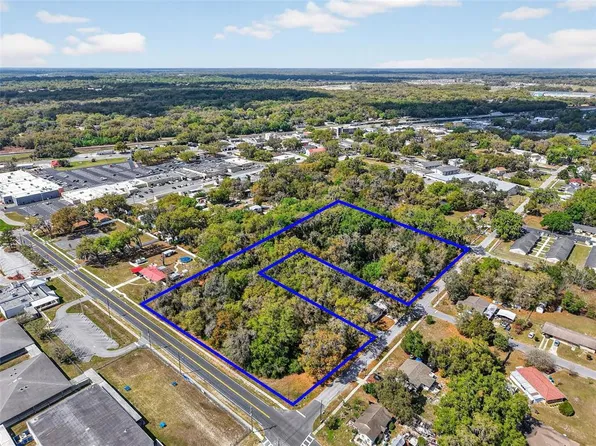 S Old Wire Rd, Wildwood, FL 34785