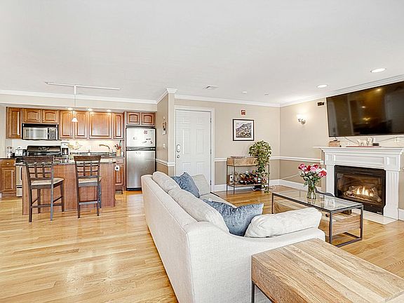 Kitchen & Living Room