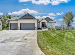 3317 S Bluelake Ct, Wichita, KS 67215