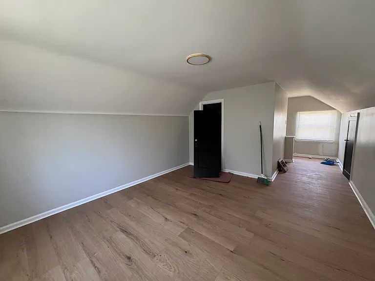 21570 Priday Ave — Photo 5