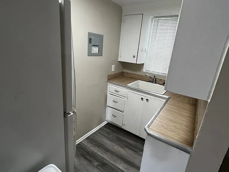 3031 Ogden Ave — Photo 9