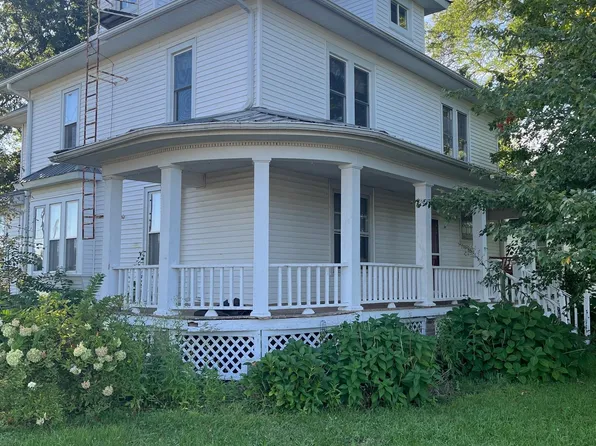 301 Plains St, Middletown, IA 52638
