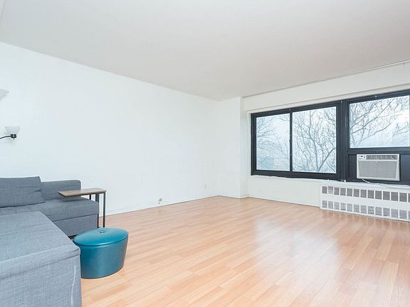 2nd image of 3343 14th St APT 7C