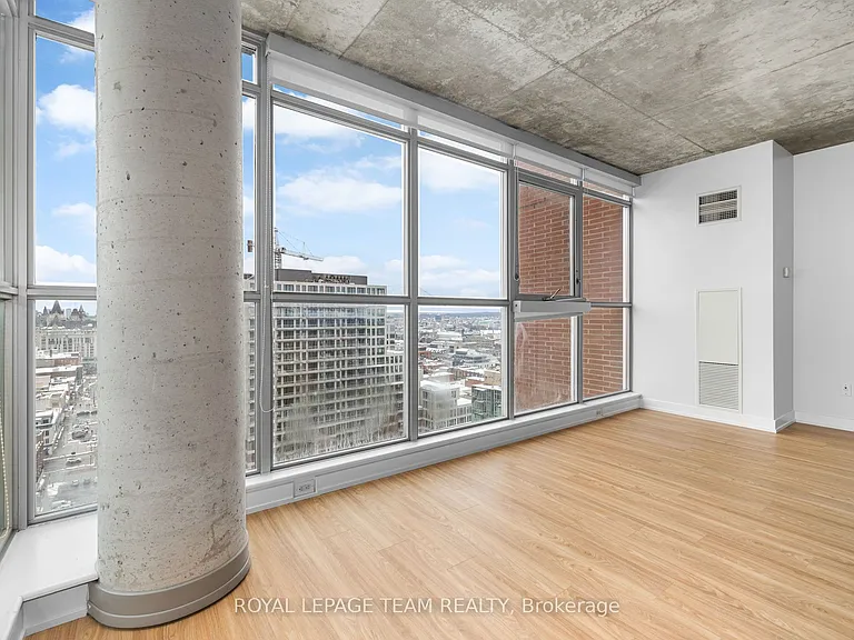 179 George St #2106 — Photo 15
