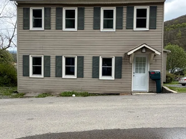 322 S Chestnut St, Mill Hall, PA 17751