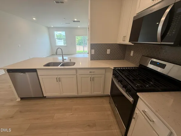 2109 Oakdale Dr, Durham, NC 27703
