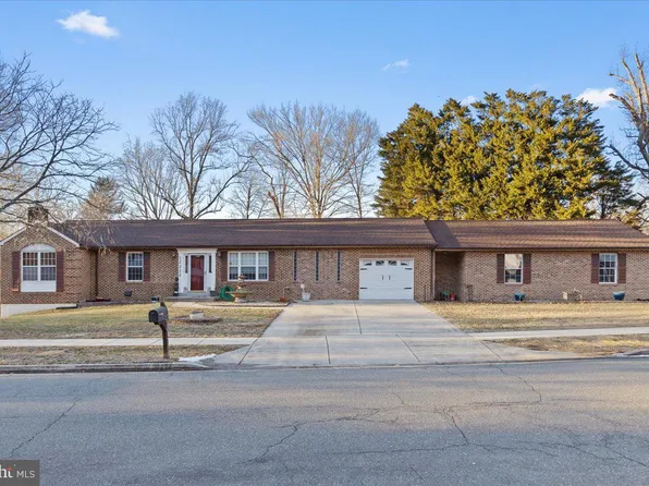12222 McCullagh Ct, Upper Marlboro, MD 20772
