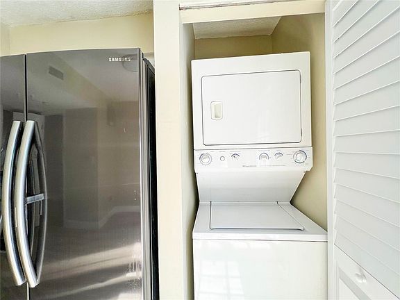 4th image of 5808 W 18th Ave #404-4