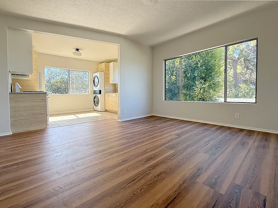 2143 Princeton Ave #3