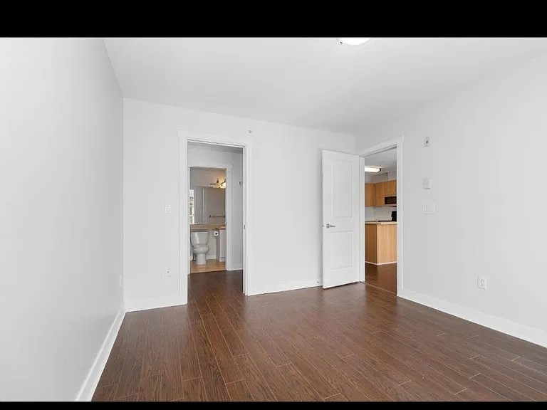 45559 Yale Rd — Photo 11