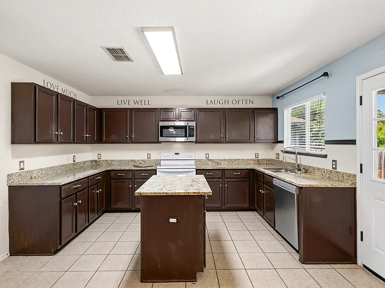 25630 Presidio Aly — Photo 5