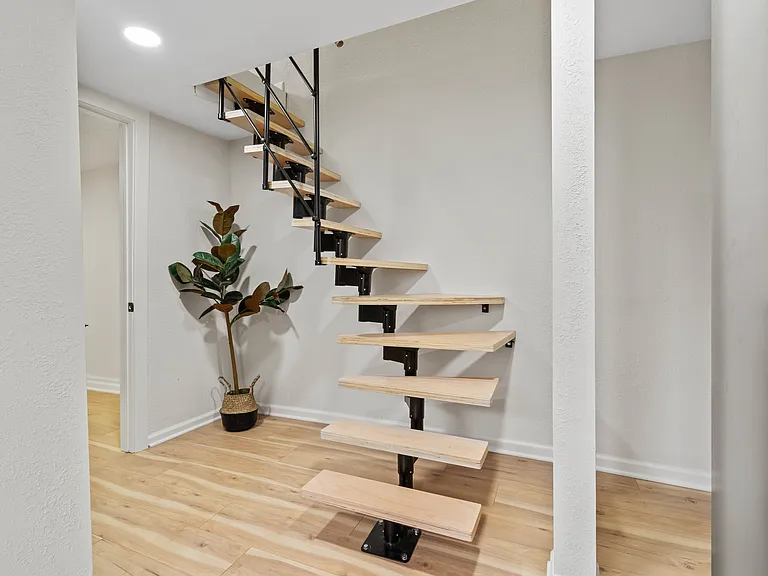 515 Elizabeth Ave #3 — Photo 6