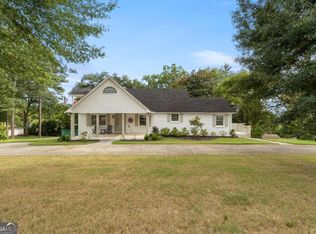 120 Buena Vista Dr, Calhoun, GA 30701