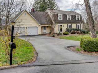 915 Morningside Dr, Johnson City, TN 37604