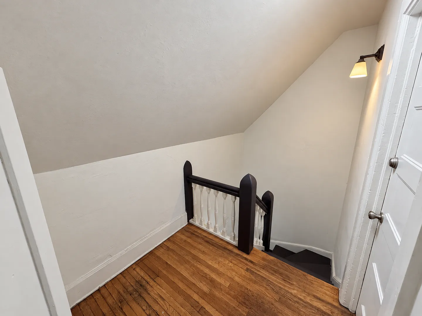 Remodeled Craftsman Style Apartment — Photo 4