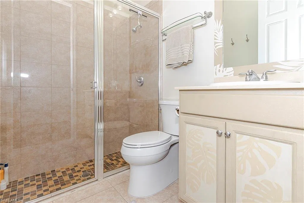 5104 Salerno Street - Maple... — Photo 2