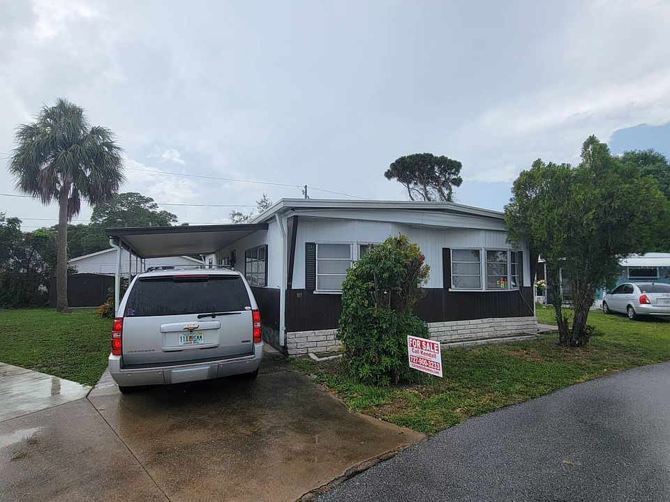 1st image of 7499 46th Ave N #53