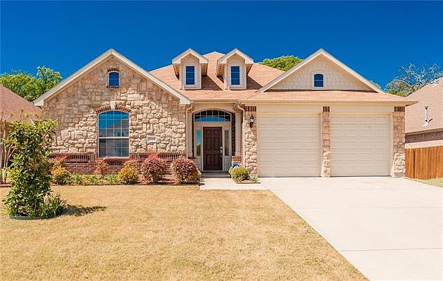 1st image of 2735 Meadow Lake Dr