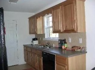 7662 Peabody Rd, Ocean Springs, MS 39564