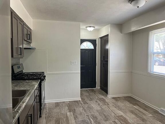 4th image of 846 Hancock St SE