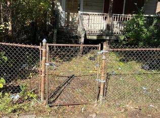 318 W 75th St, Chicago, IL 60621