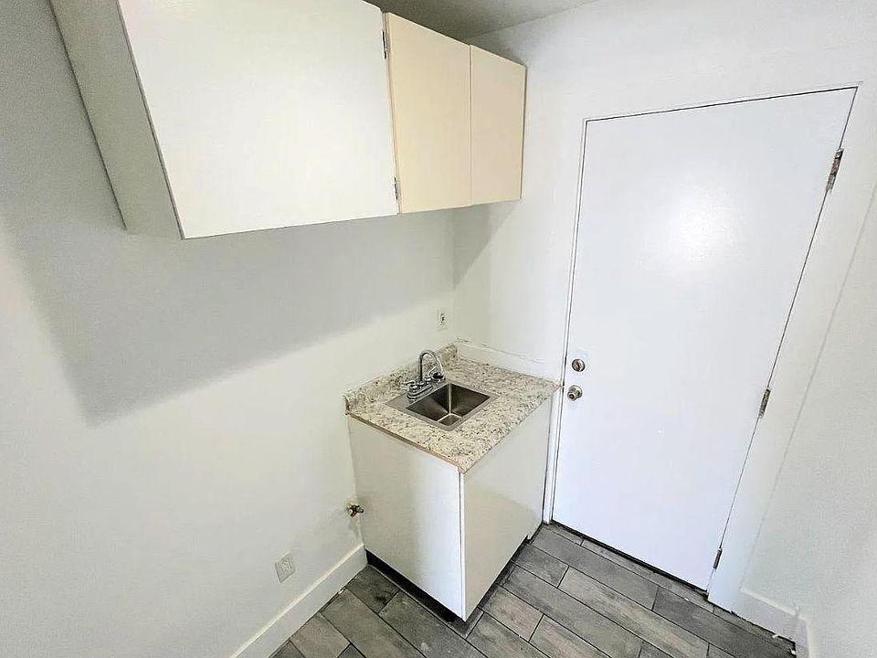1702 N Long Beach Blvd Compton, CA Zillow Apartments for Rent in