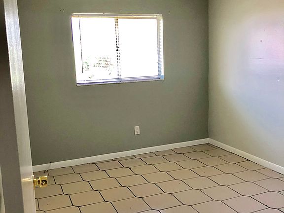 5th image of 10765 SW 4th St APT 7