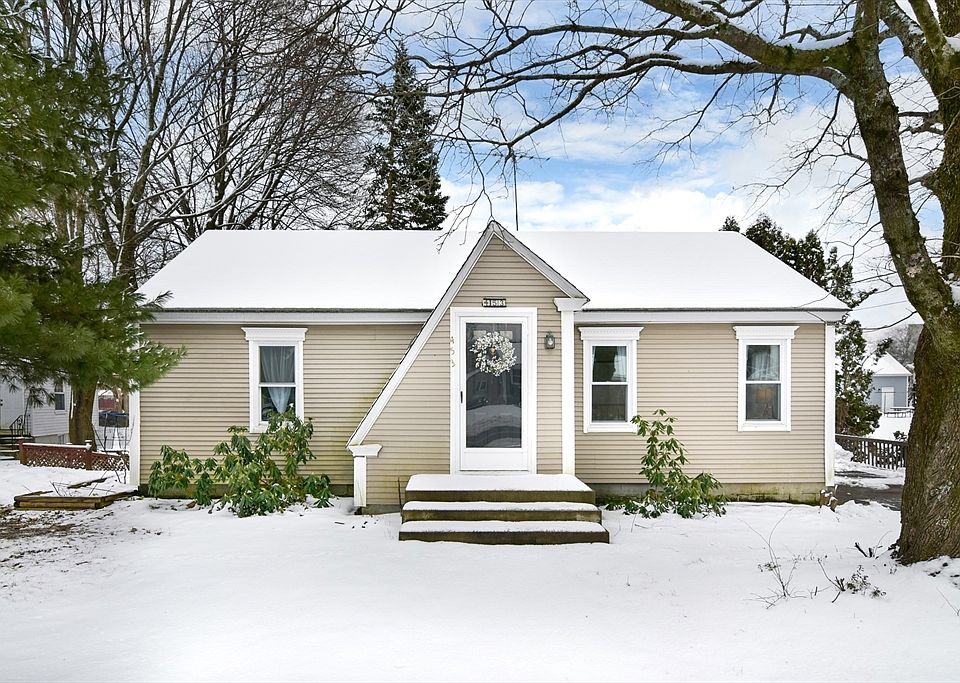 453 Oak St, Shrewsbury, MA 01545 Zillow