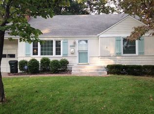 4322 W 69th Ter, Prairie Village, KS 66208