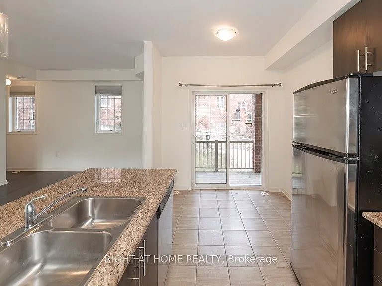 401 Beechgrove Dr #61 — Photo 9
