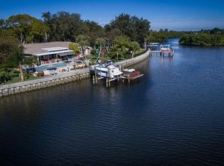 1198 44th Ave NE, Saint Petersburg, FL 33703