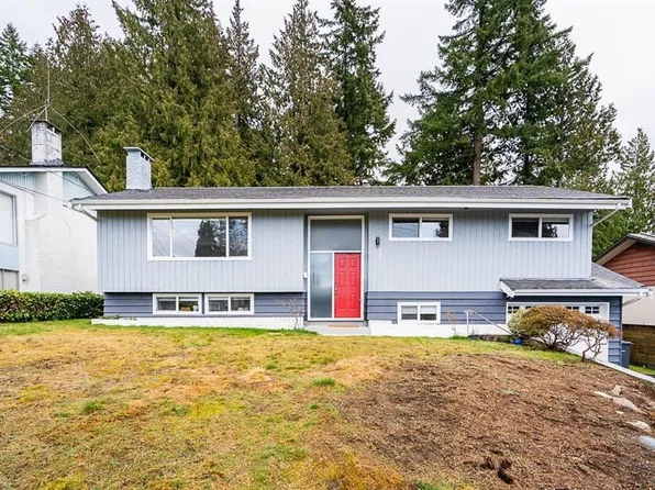 353 Laurentian Cres, Coquitlam, BC V3K 1Y3