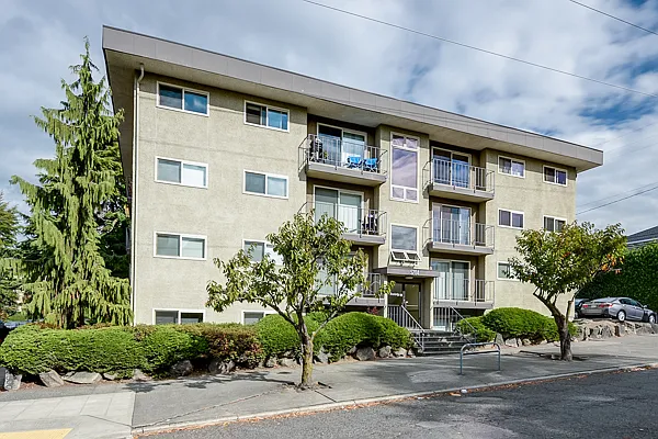 Stonebridge Apartments — Photo 96