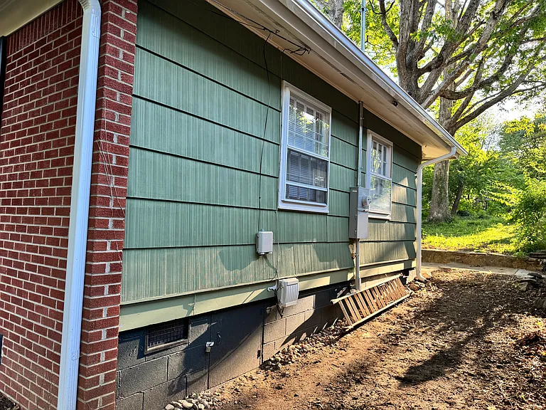 99 Nevada Ave — Photo 4