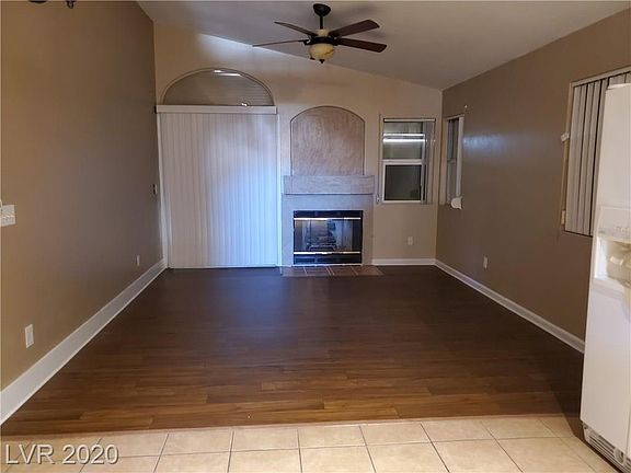 4th image of 3067 Emerald Creek Dr